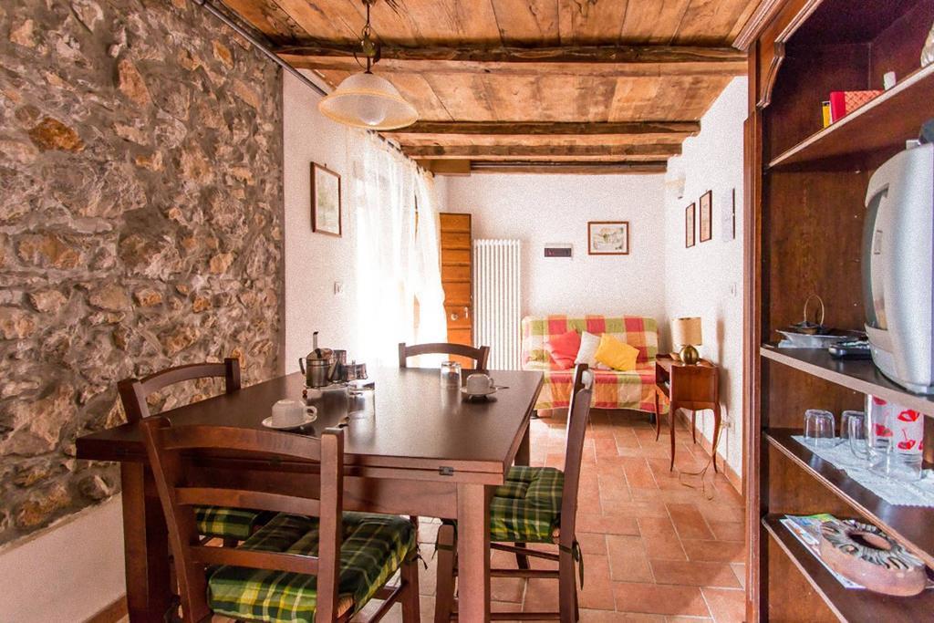 Agriturismo La Calamaia Gorfigliano エクステリア 写真