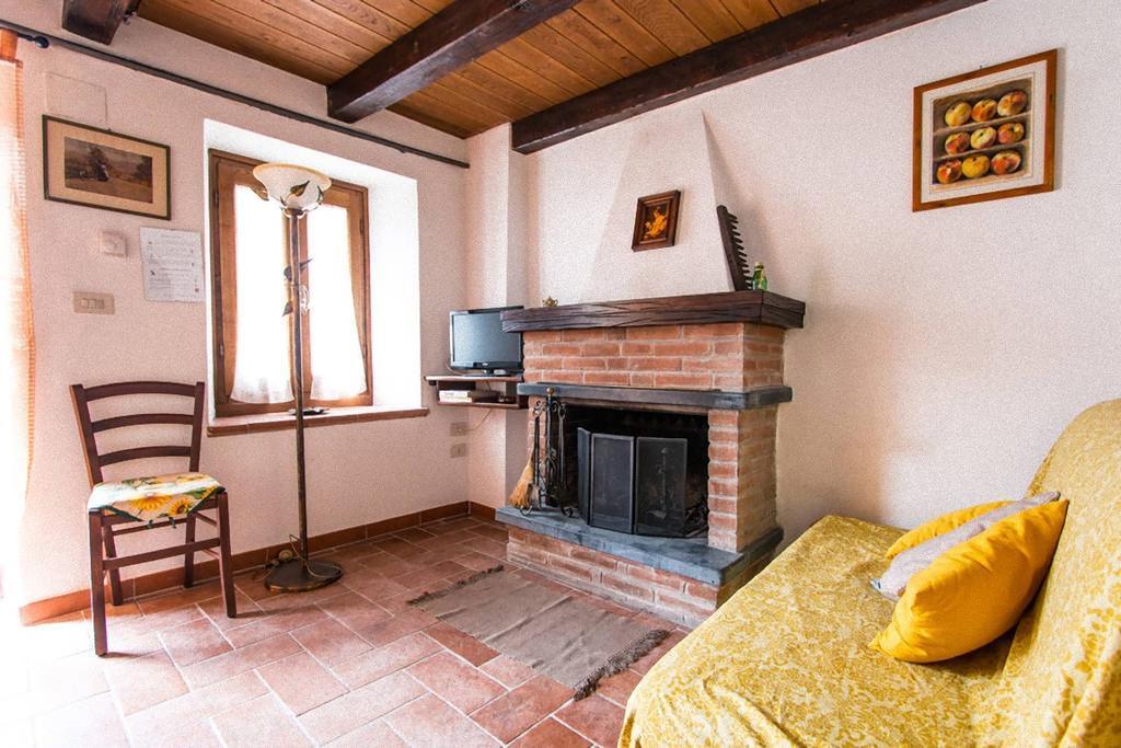 Agriturismo La Calamaia Gorfigliano エクステリア 写真